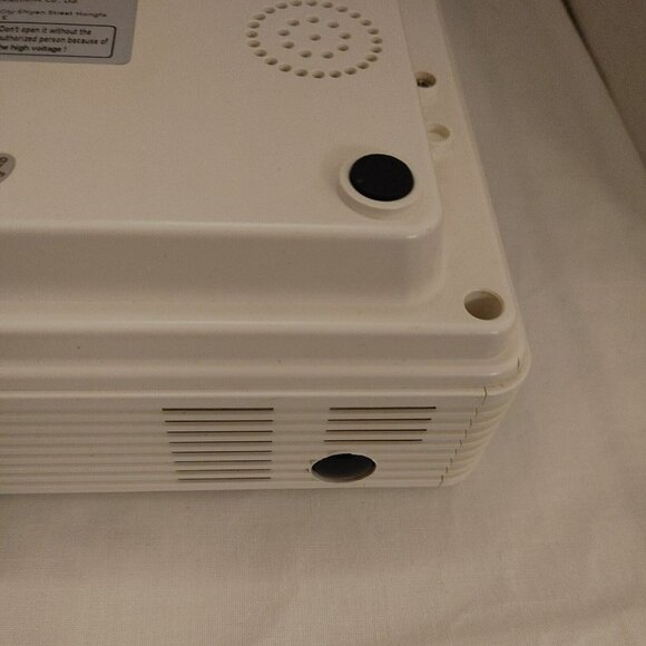 Elepawl Mini Led Projector Q5 With Cords And HDMI Cable G3 - Picture 6 of 7